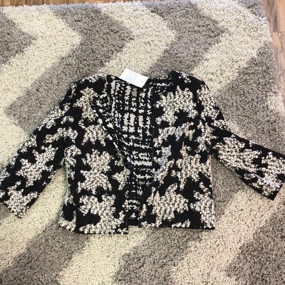 St. John’s blazer and cowl neck tank set